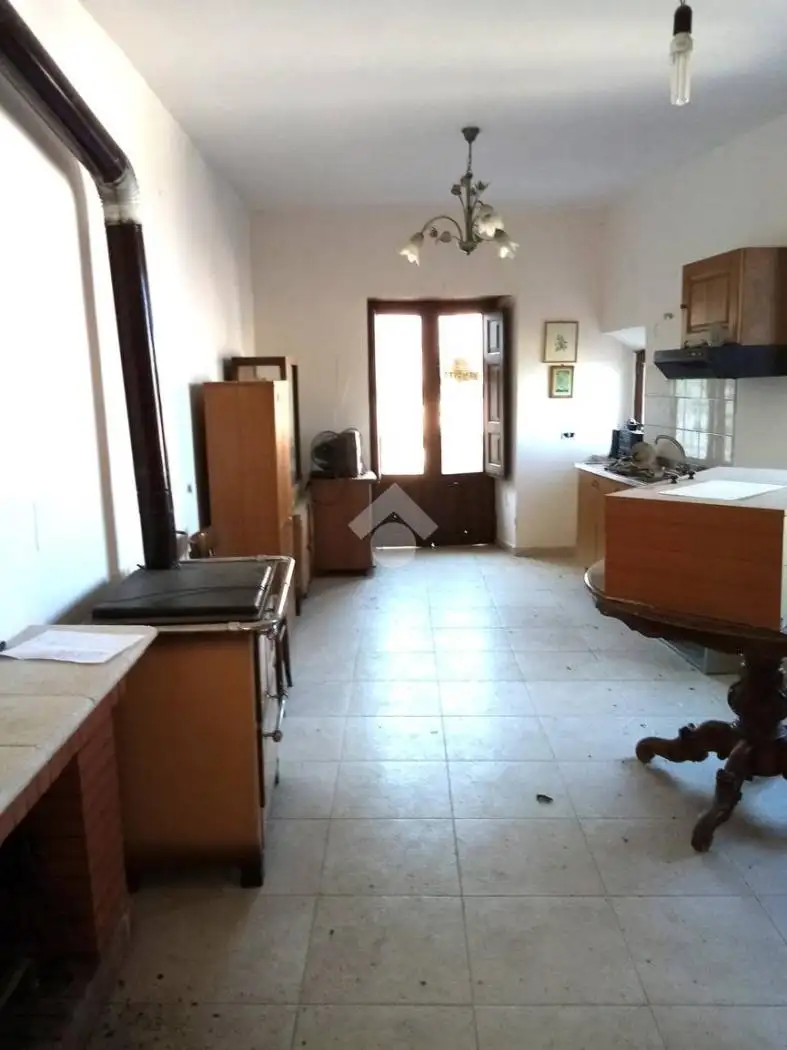 Terratetto plurifamiliare centro Storico via Castello, Castelvetere sul Calore - foto 3