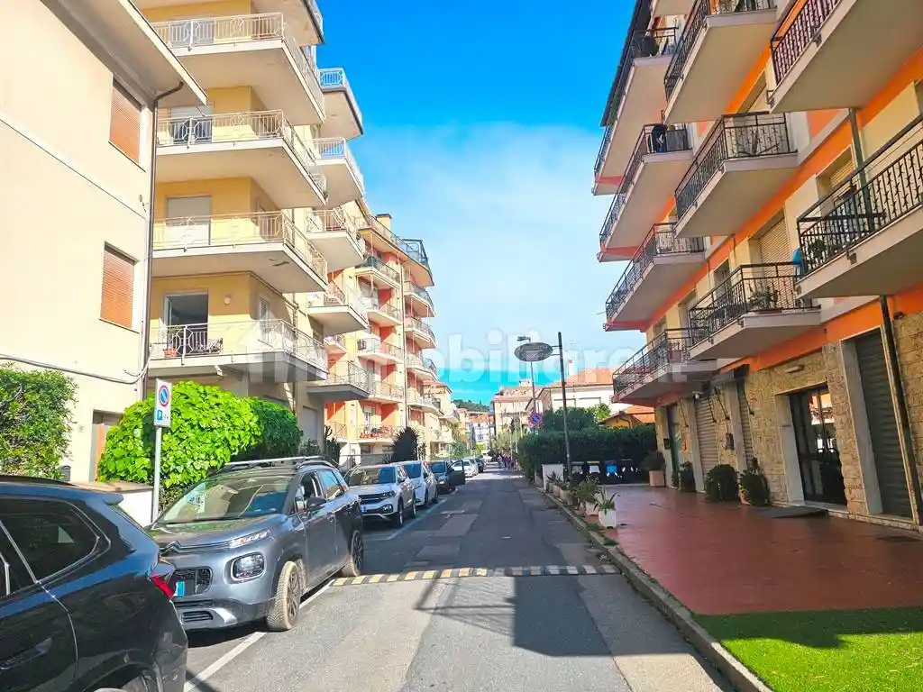 Appartamento in affitto a San Bartolomeo al Mare