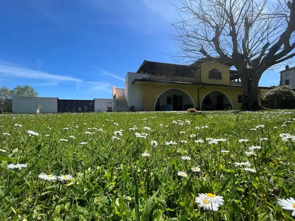 Villa in vendita a Capannori