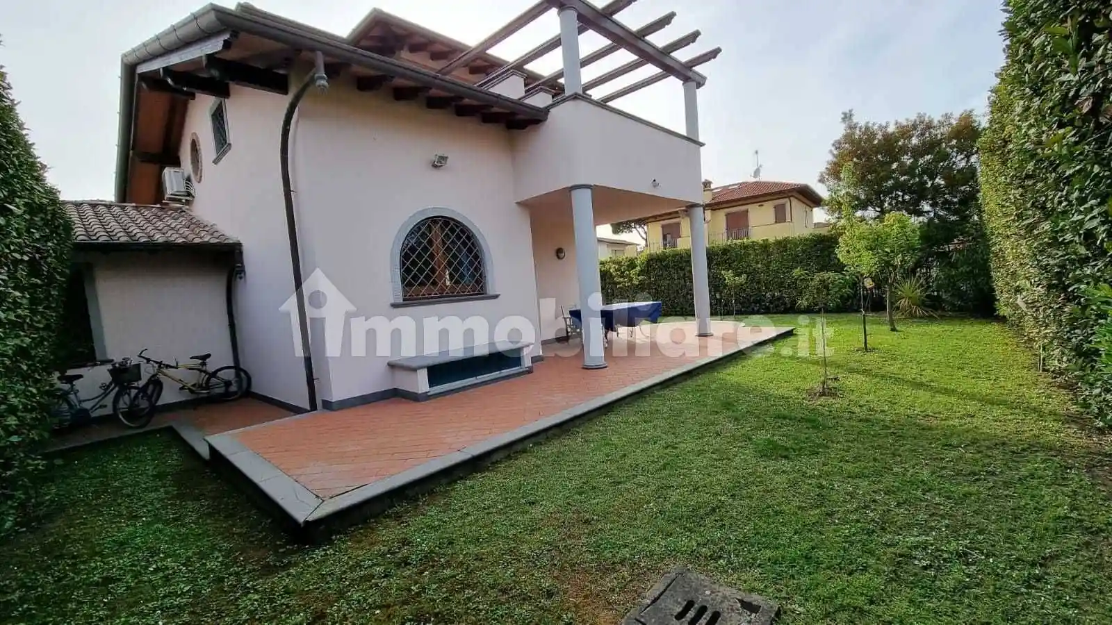 Villa in affitto a Pietrasanta