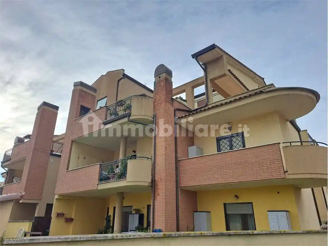 Appartamento in vendita a Ardea