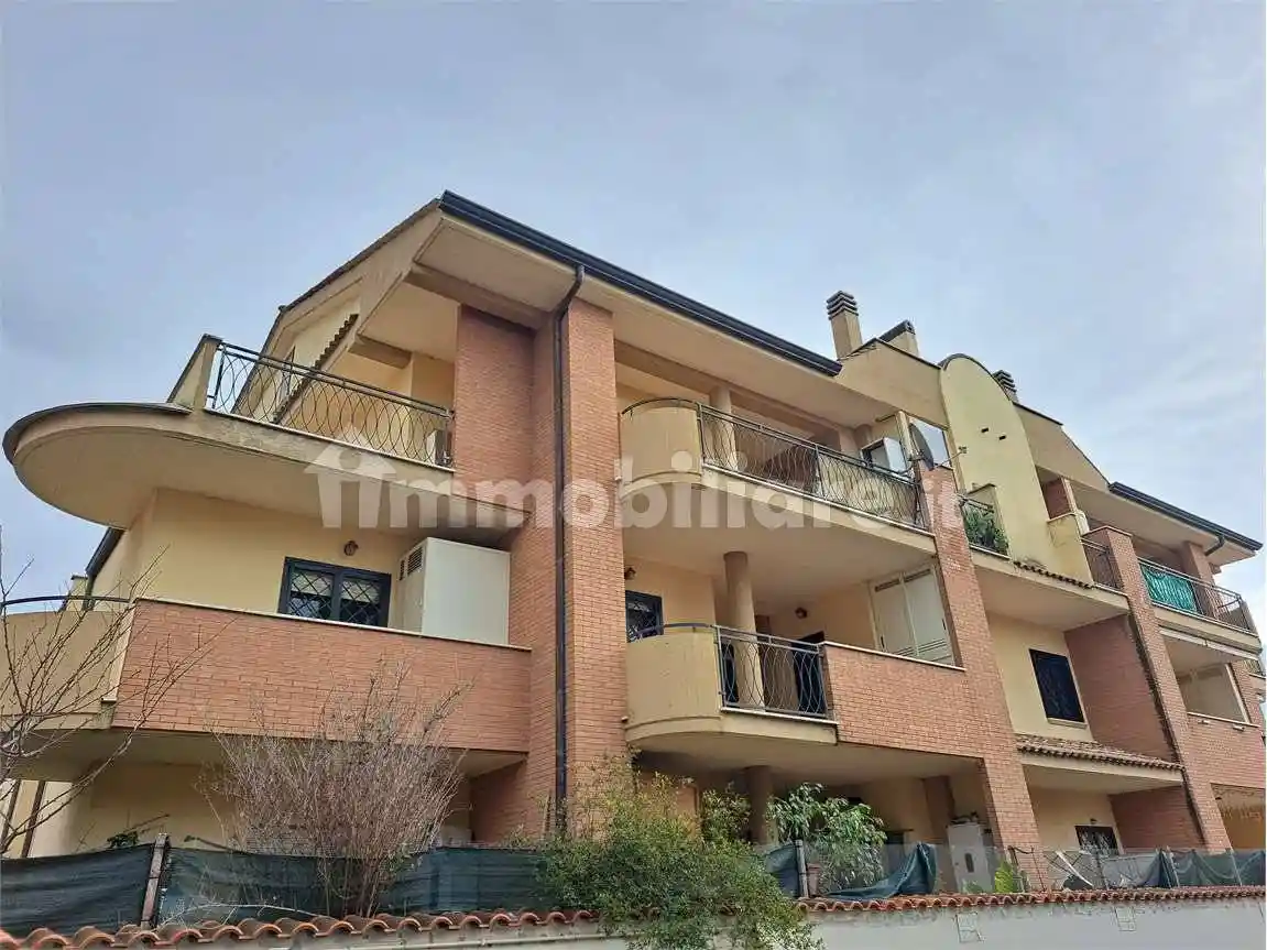 Appartamento in vendita a Ardea