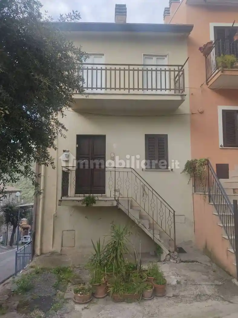 Appartamento in vendita a Maenza