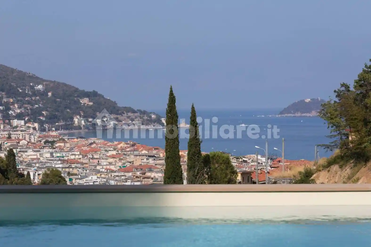 Appartamento in vendita a Alassio