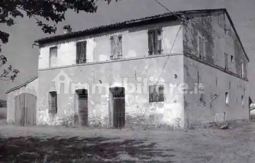 Rustico - Casale in vendita a Reggio Emilia