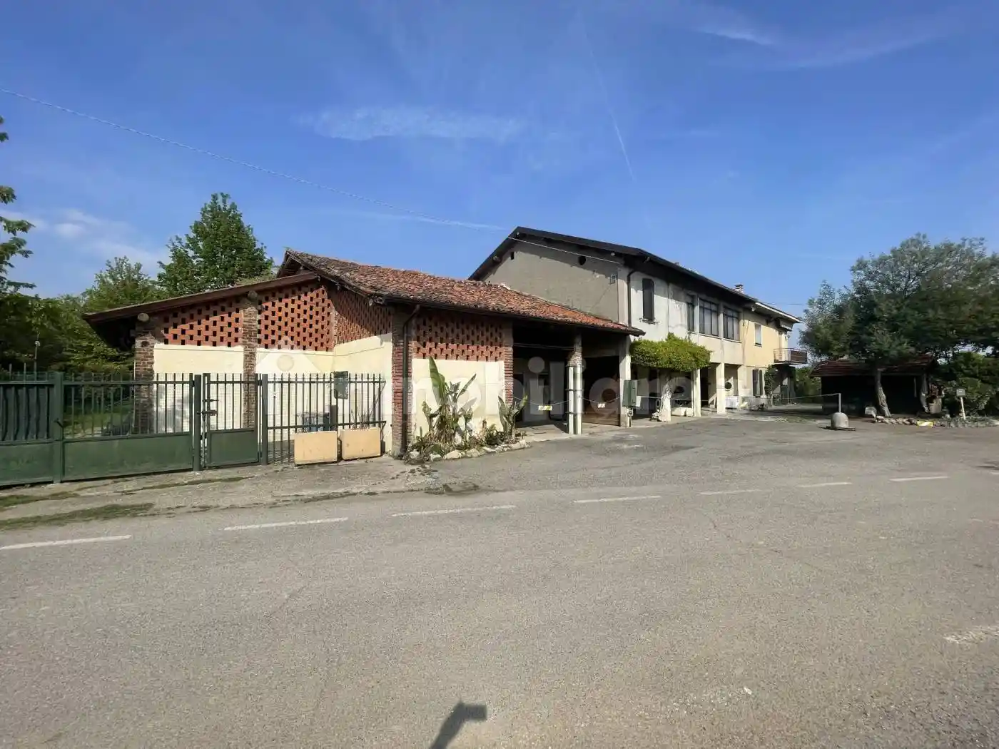 Cascina, da ristrutturare, 478 m², Cernusco Lombardone - foto 3