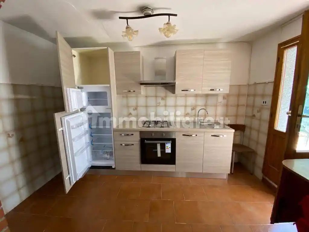 Terratetto unifamiliare 78 m², buono stato, Baggio, Pistoia - foto 2