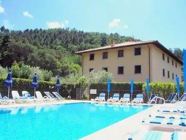 Palazzo - Edificio in vendita a Massarosa