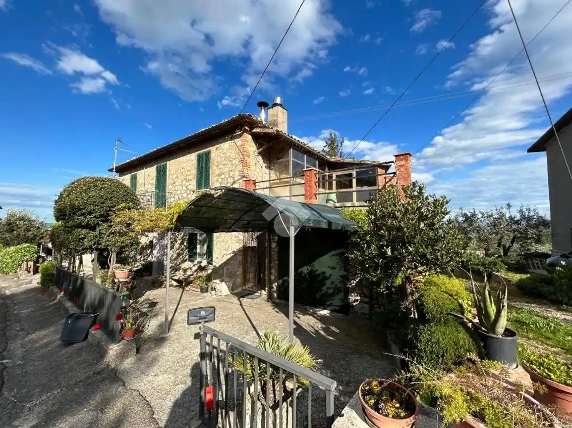 Appartamento in vendita a Montecchio