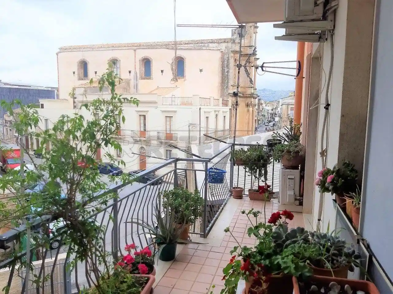 Appartamento in vendita a Floridia