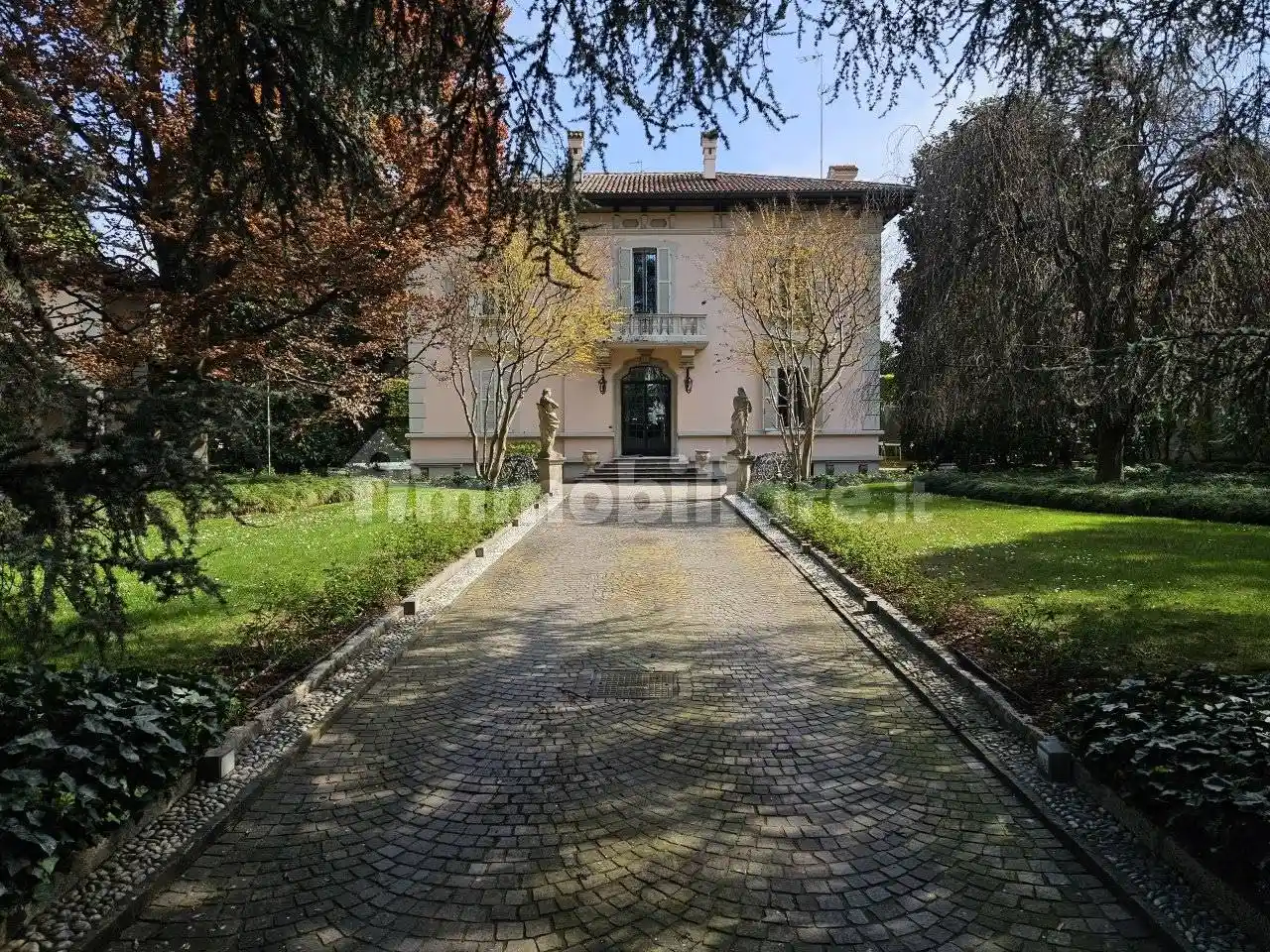 Villa in vendita a Treviglio