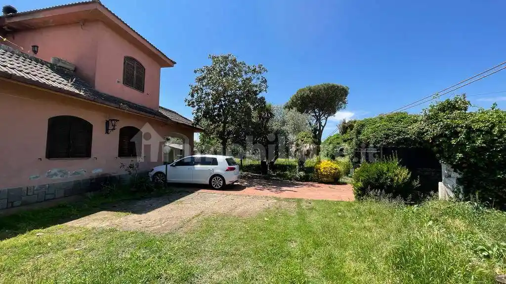 Villa in vendita a Ardea
