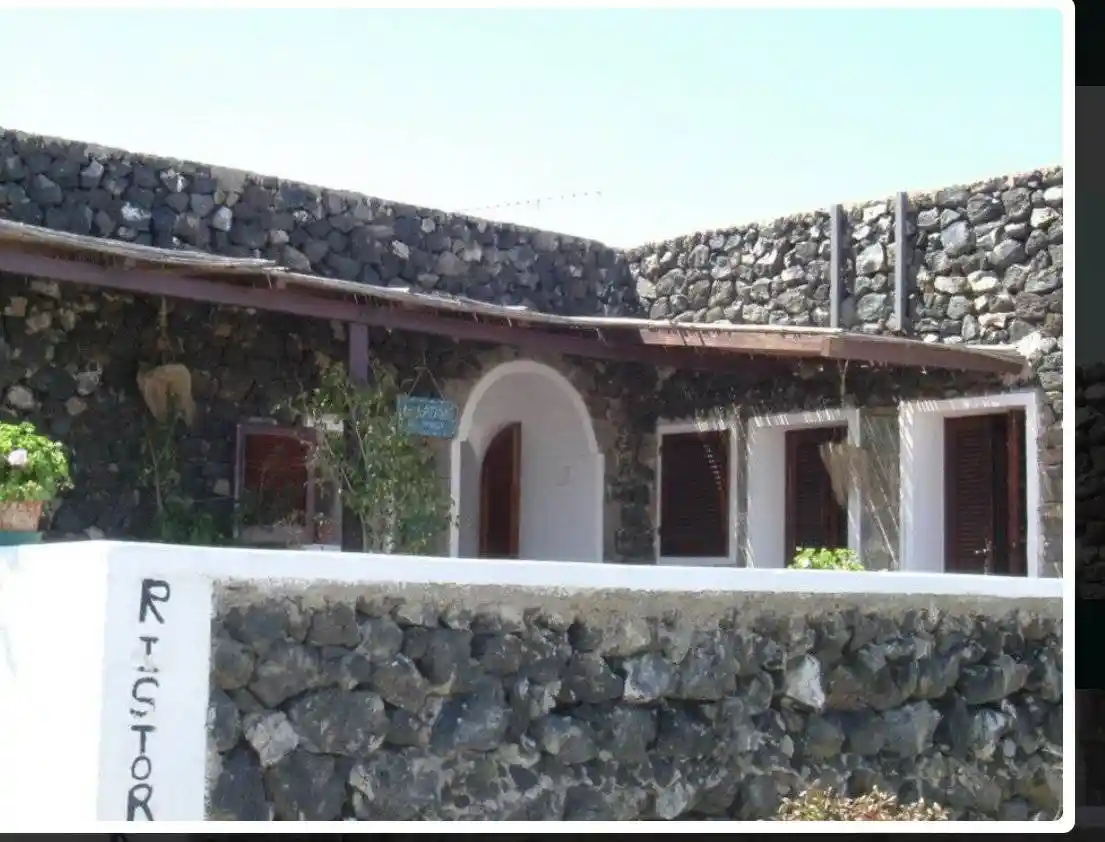 Palazzo - Edificio in vendita a Pantelleria