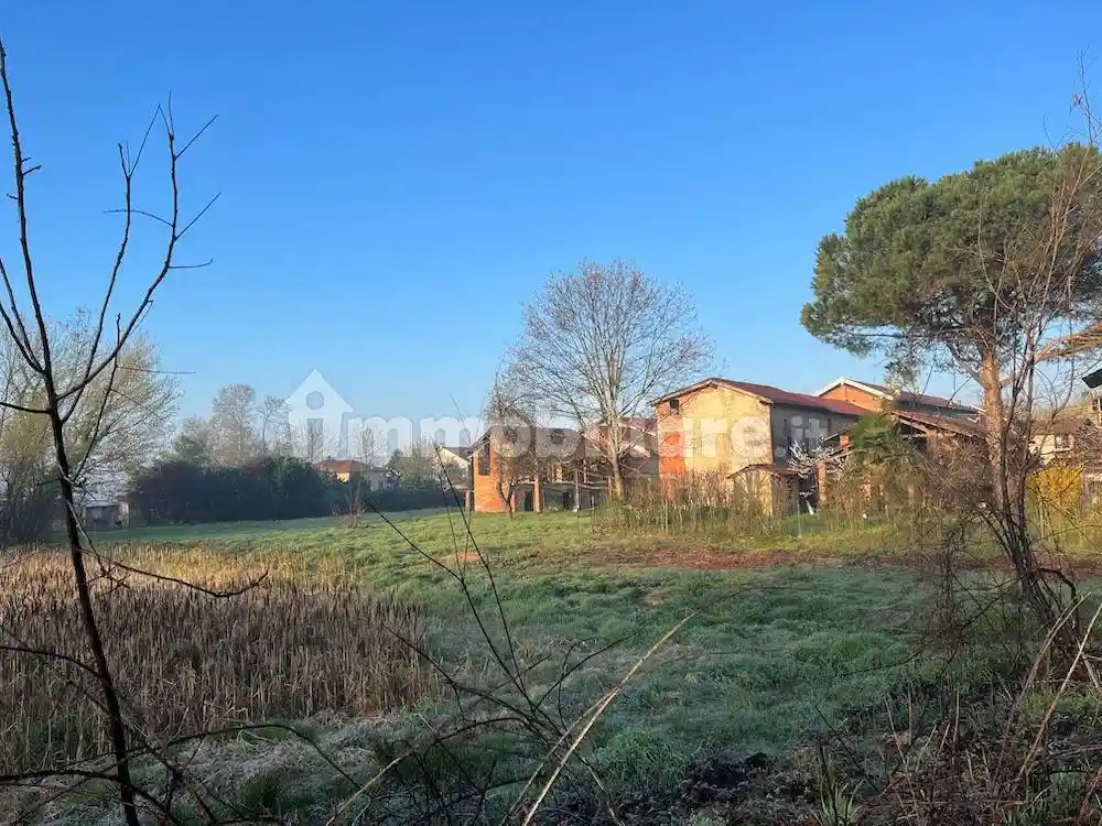 Rustico - Casale in vendita a Bogogno