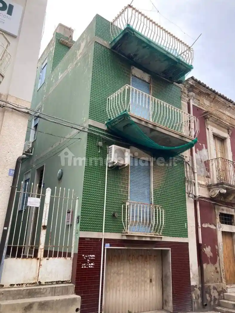 Casa indipendente in vendita a Pachino