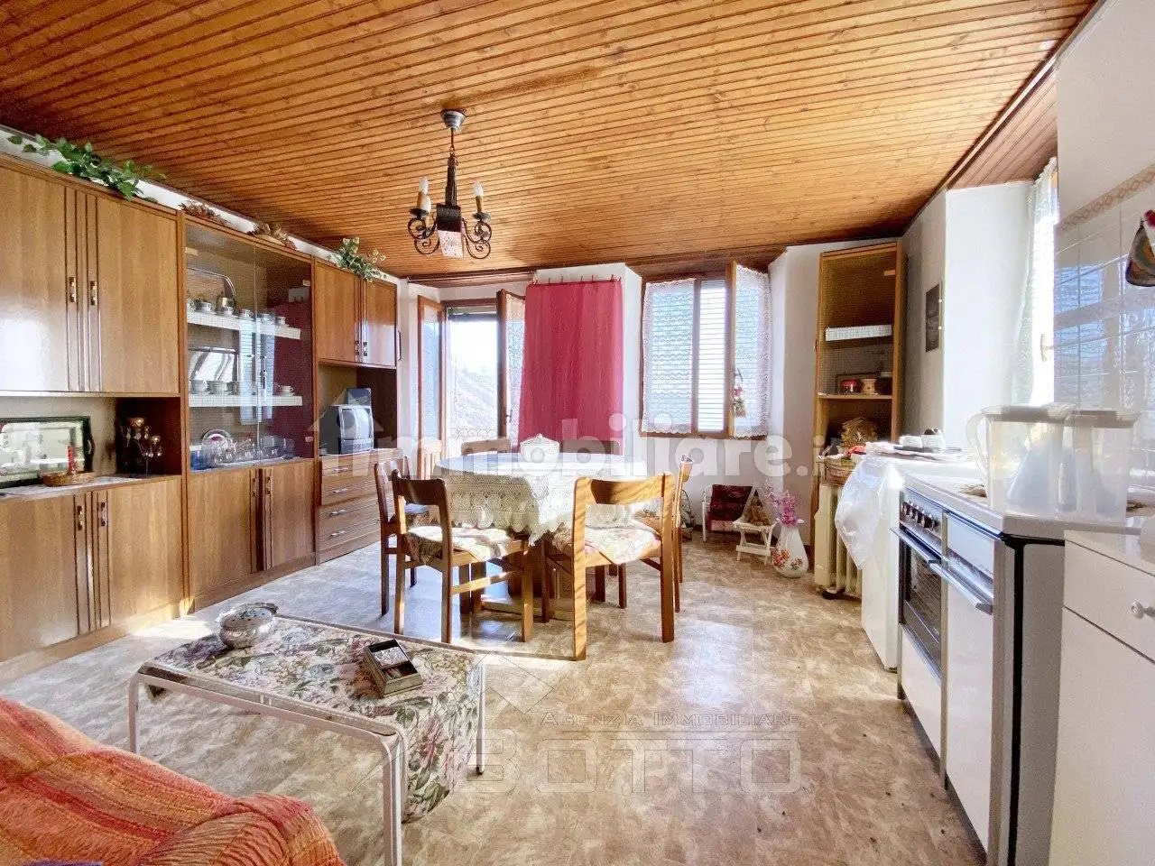 Casa indipendente in vendita a Loreglia