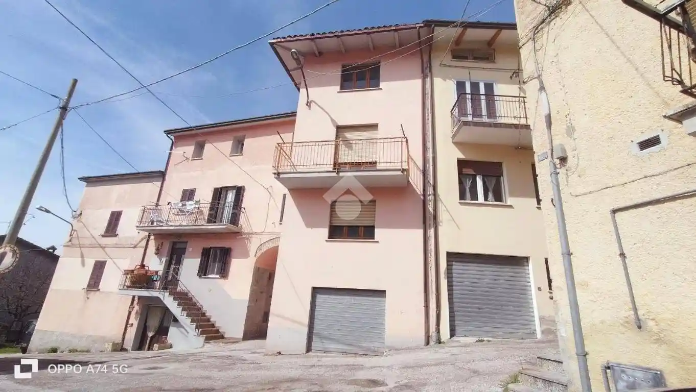 Casa indipendente in vendita a Gualdo Tadino
