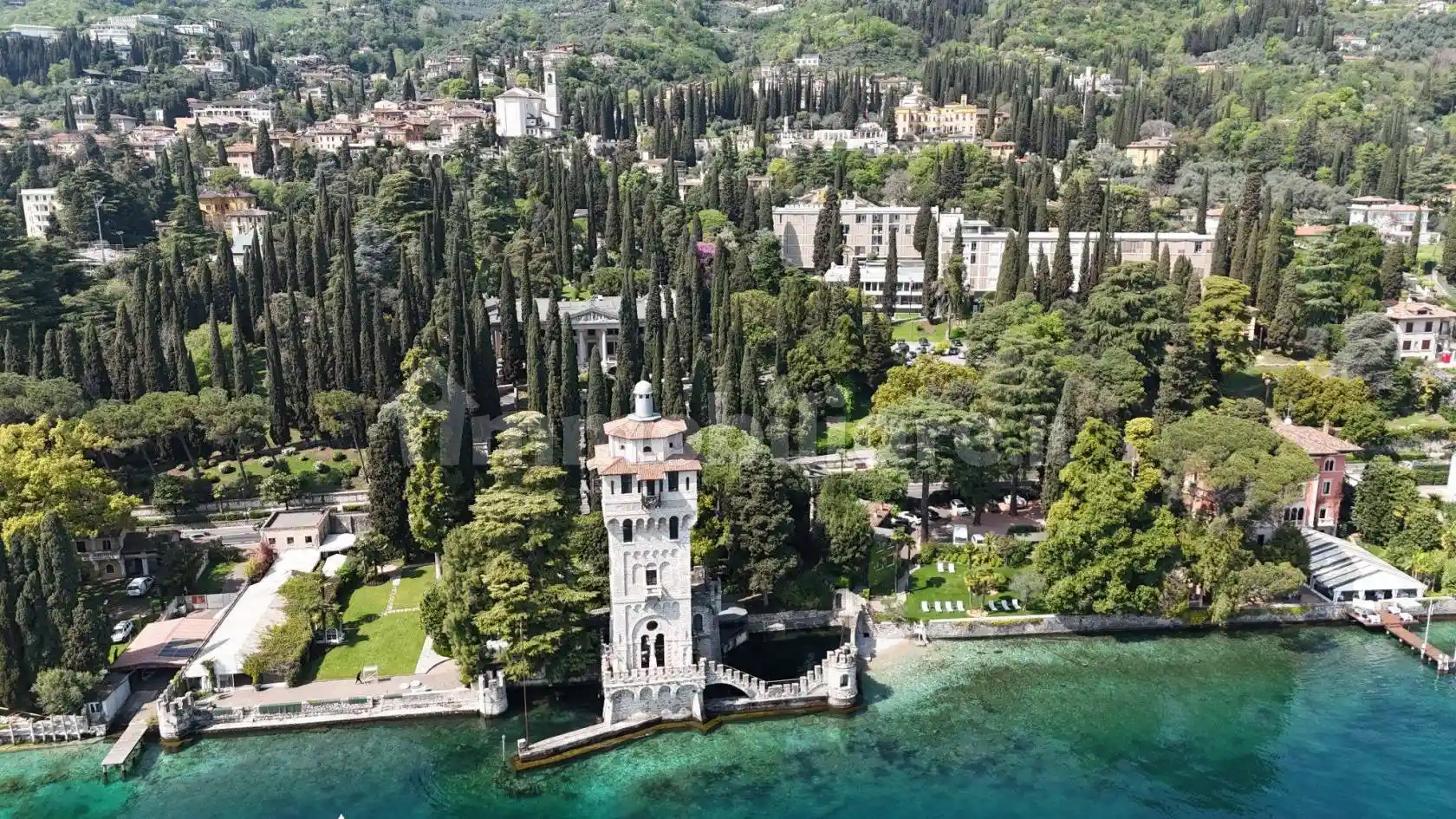 Appartamento in vendita a Gardone Riviera