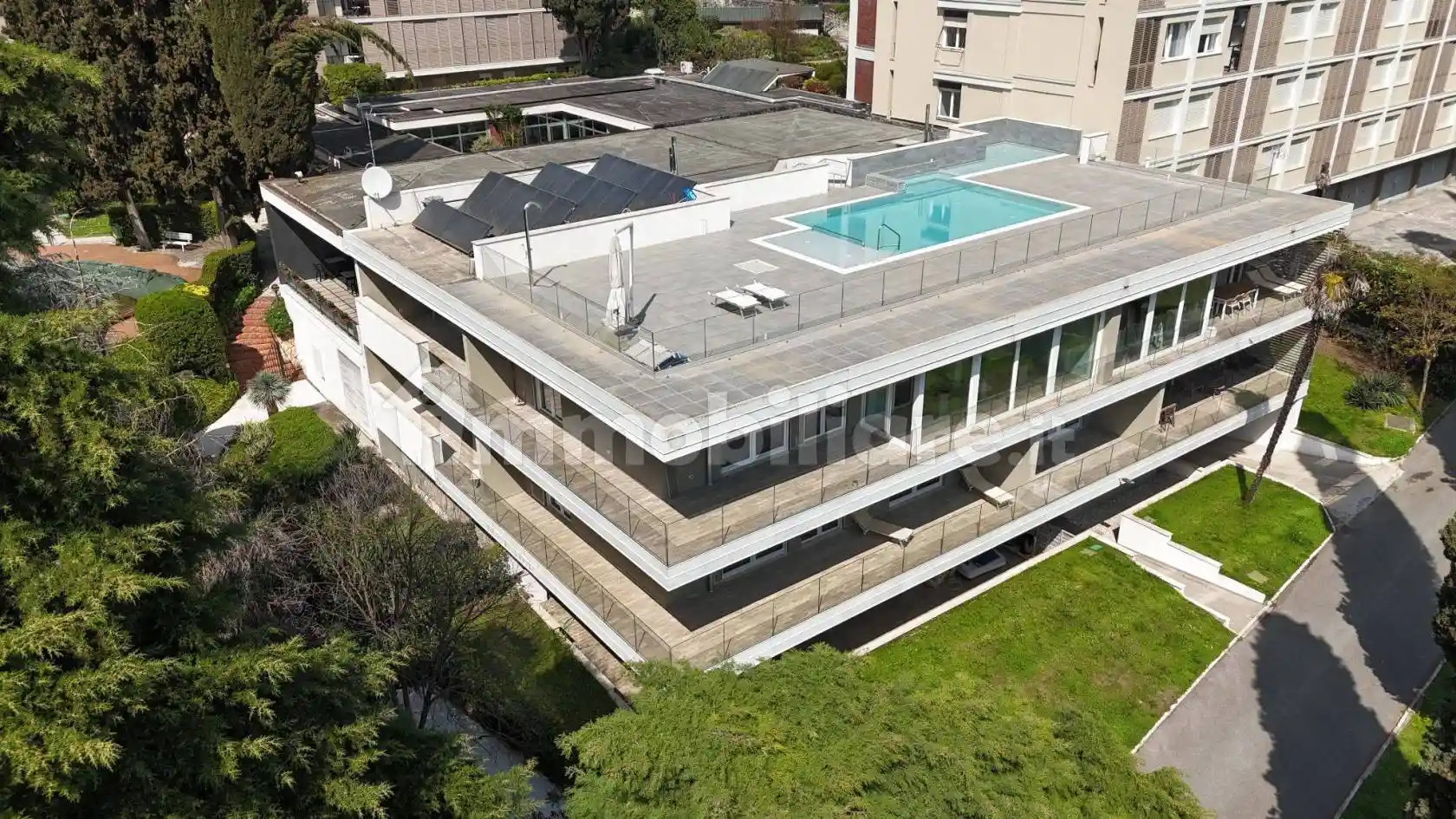 Appartamento in vendita a Gardone Riviera