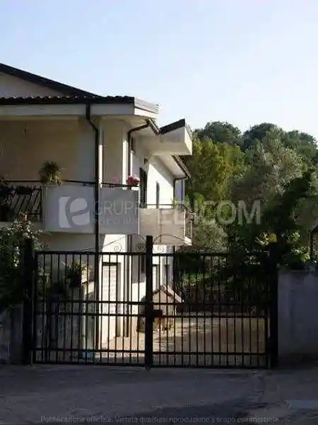 Villa all'asta via Carrà III traversa 15, Rende - foto 2