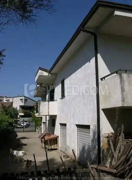 Villa all'asta via Carrà III traversa 15, Rende - foto 3