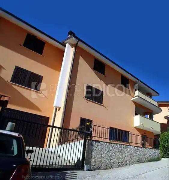 Villa all'asta via Alessandro il Molosso 26/15, Mendicino - foto 2