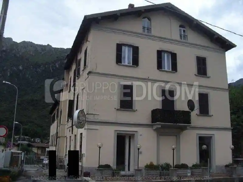 Appartamento in vendita a Ballabio