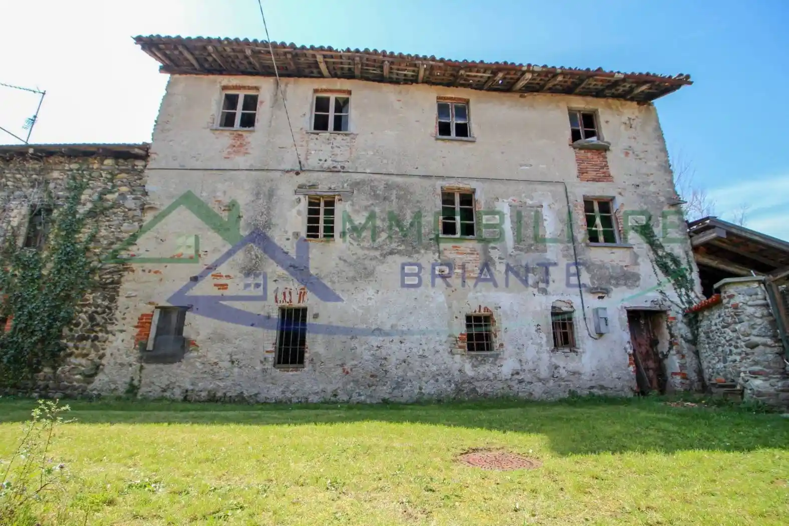 Rustico - Casale in vendita a Somma Lombardo