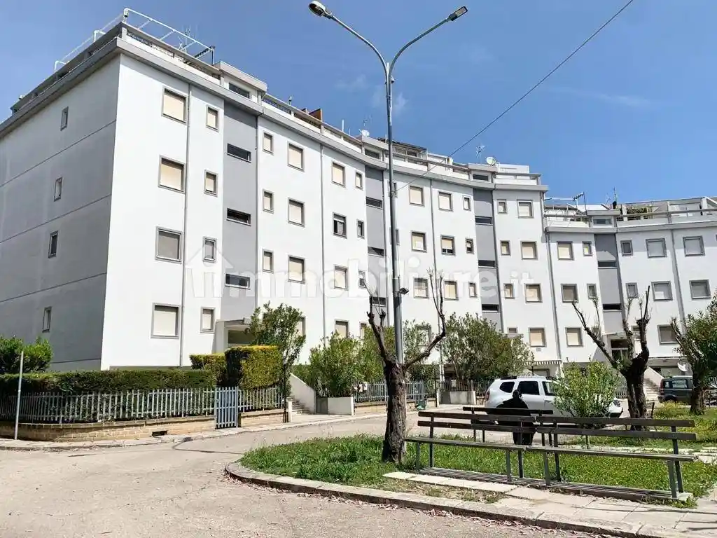 Appartamento in affitto a Vasto