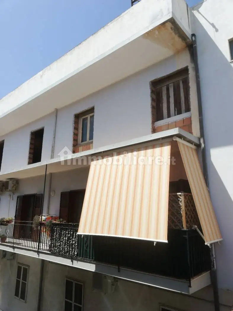 Palazzo - Edificio in vendita a Reggio Calabria