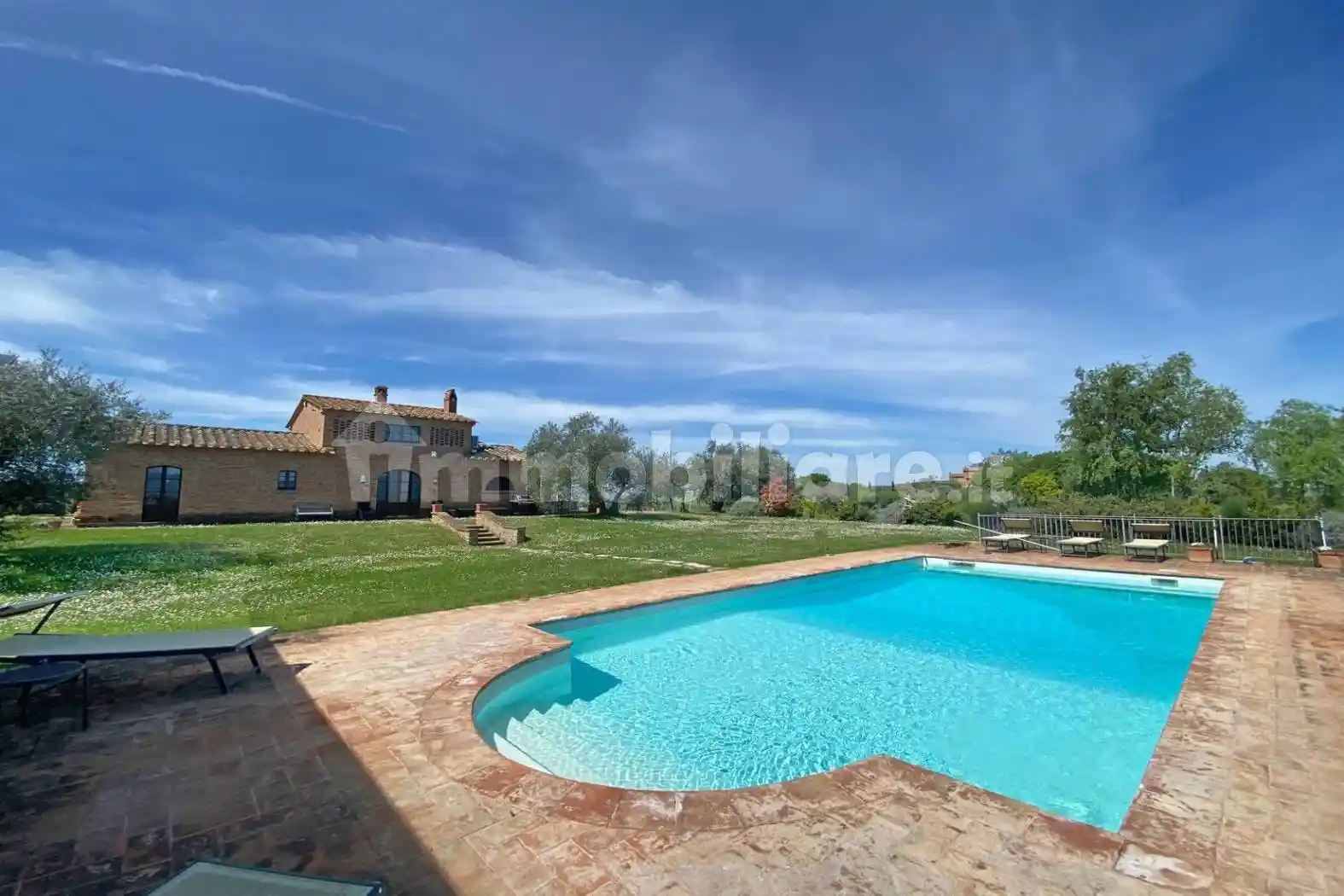 Rustico - Casale in vendita a Cortona