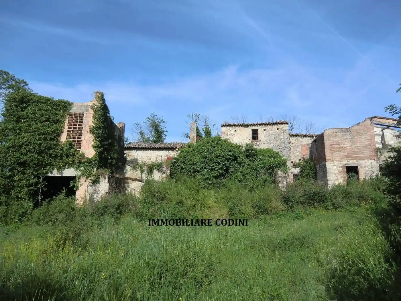 Rustico - Casale in vendita a Todi