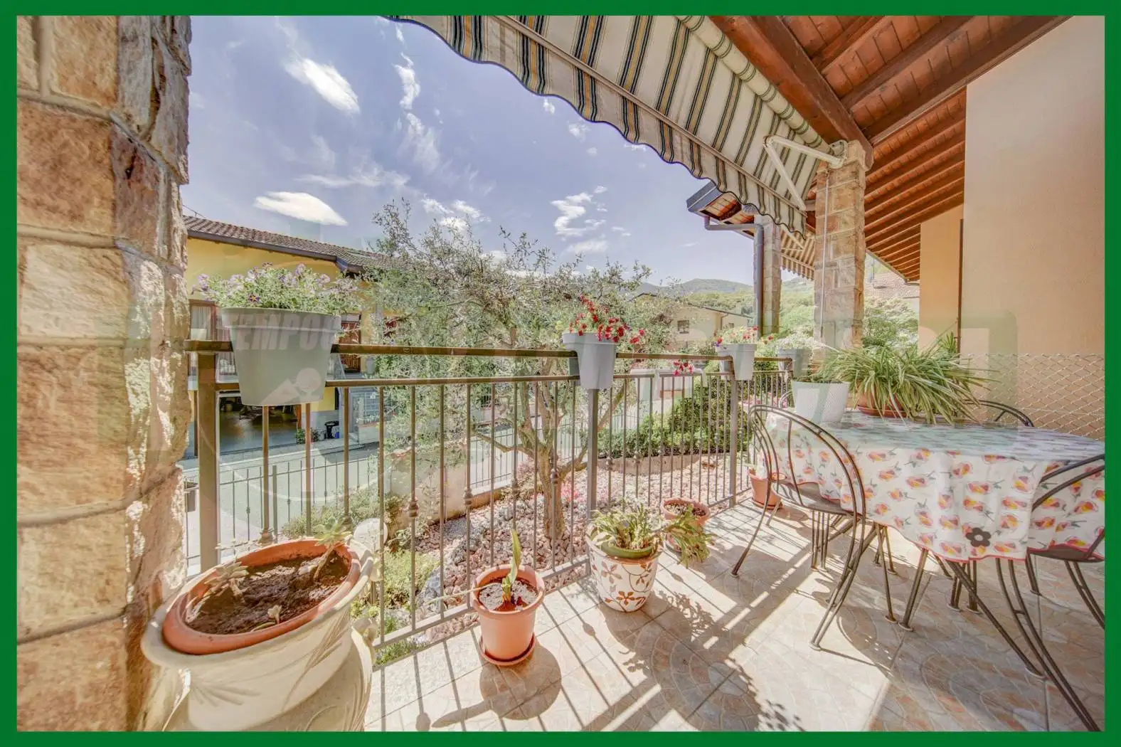 Villa in vendita a Brissago-Valtravaglia