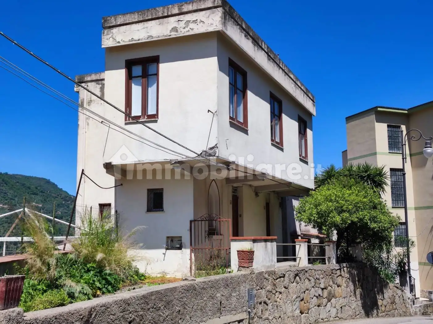 Casa indipendente in vendita a Sant'Angelo di Brolo