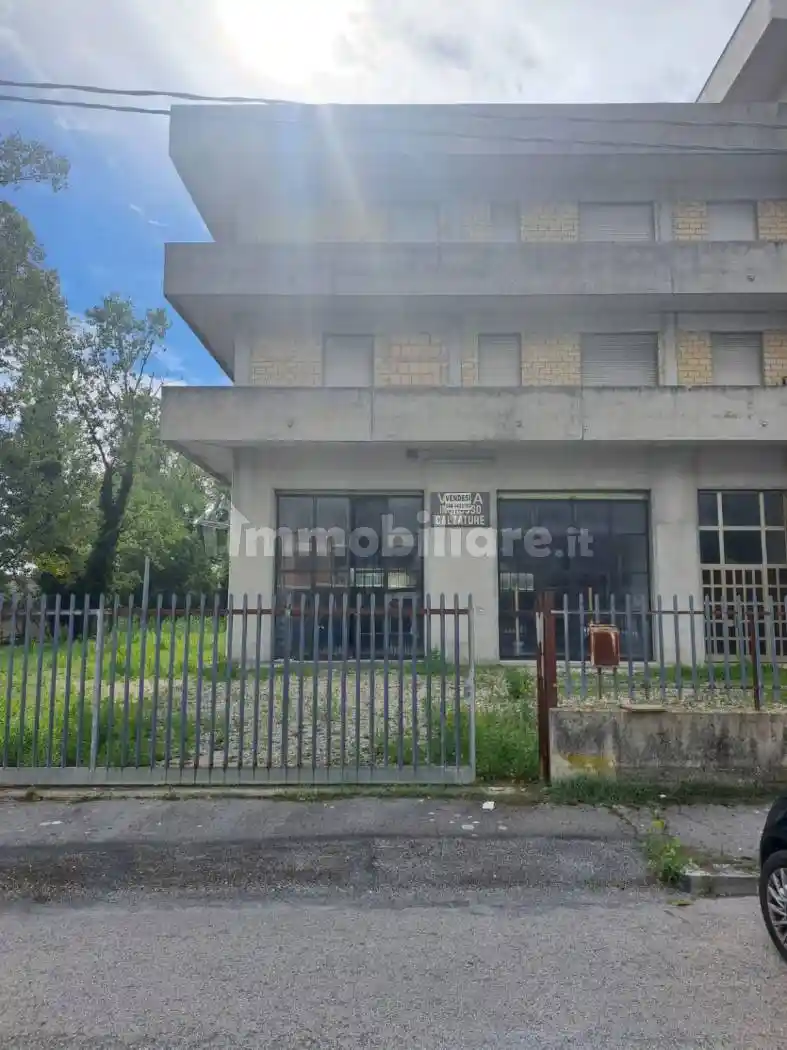 Palazzo - Edificio in vendita a Macerata