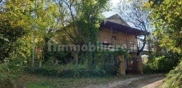 Villa in vendita a Castelfranci