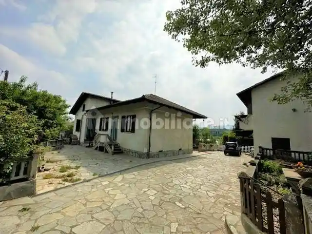 Casa indipendente in vendita a Terzo