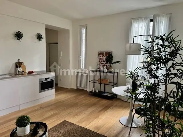 Penthouse - Attic in vendita a Milan