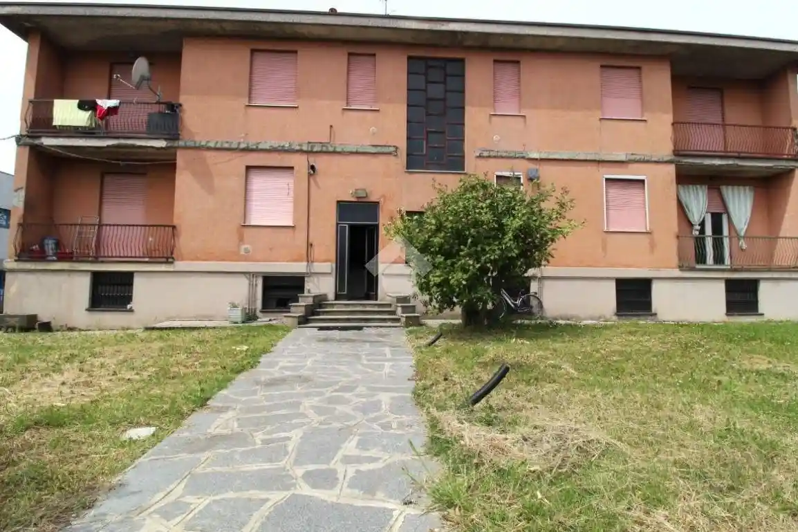 Palazzo - Edificio in vendita a Concorezzo