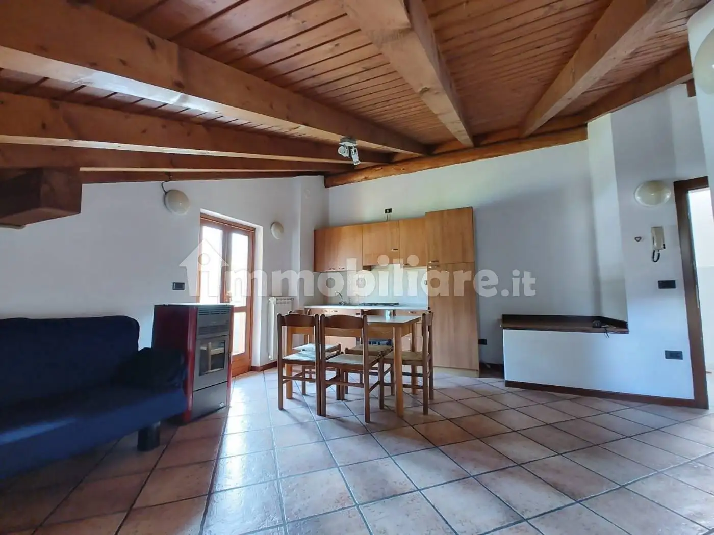 Appartamento in affitto a Edolo