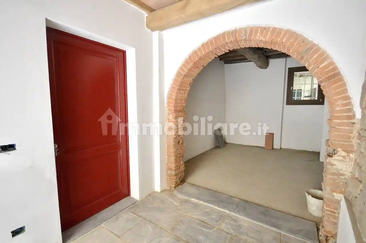 Casa indipendente in vendita a Montevarchi