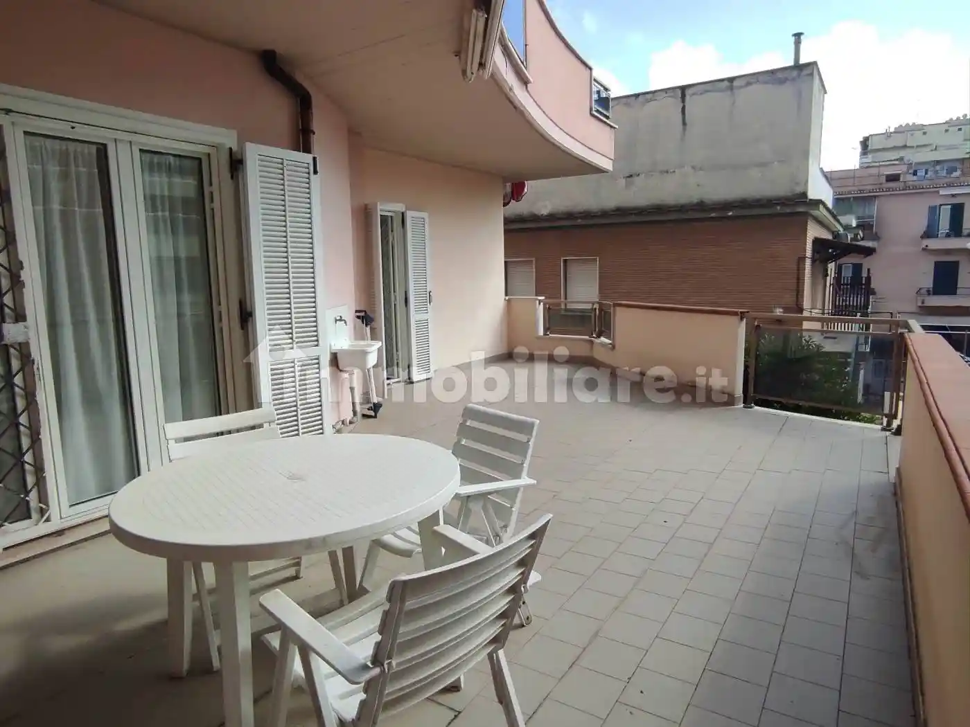 Appartamento in affitto a Ladispoli