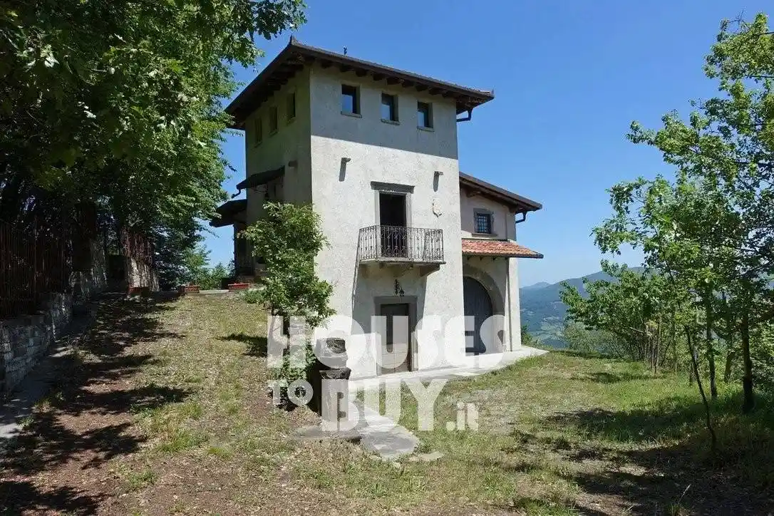 Villa in vendita a Solignano