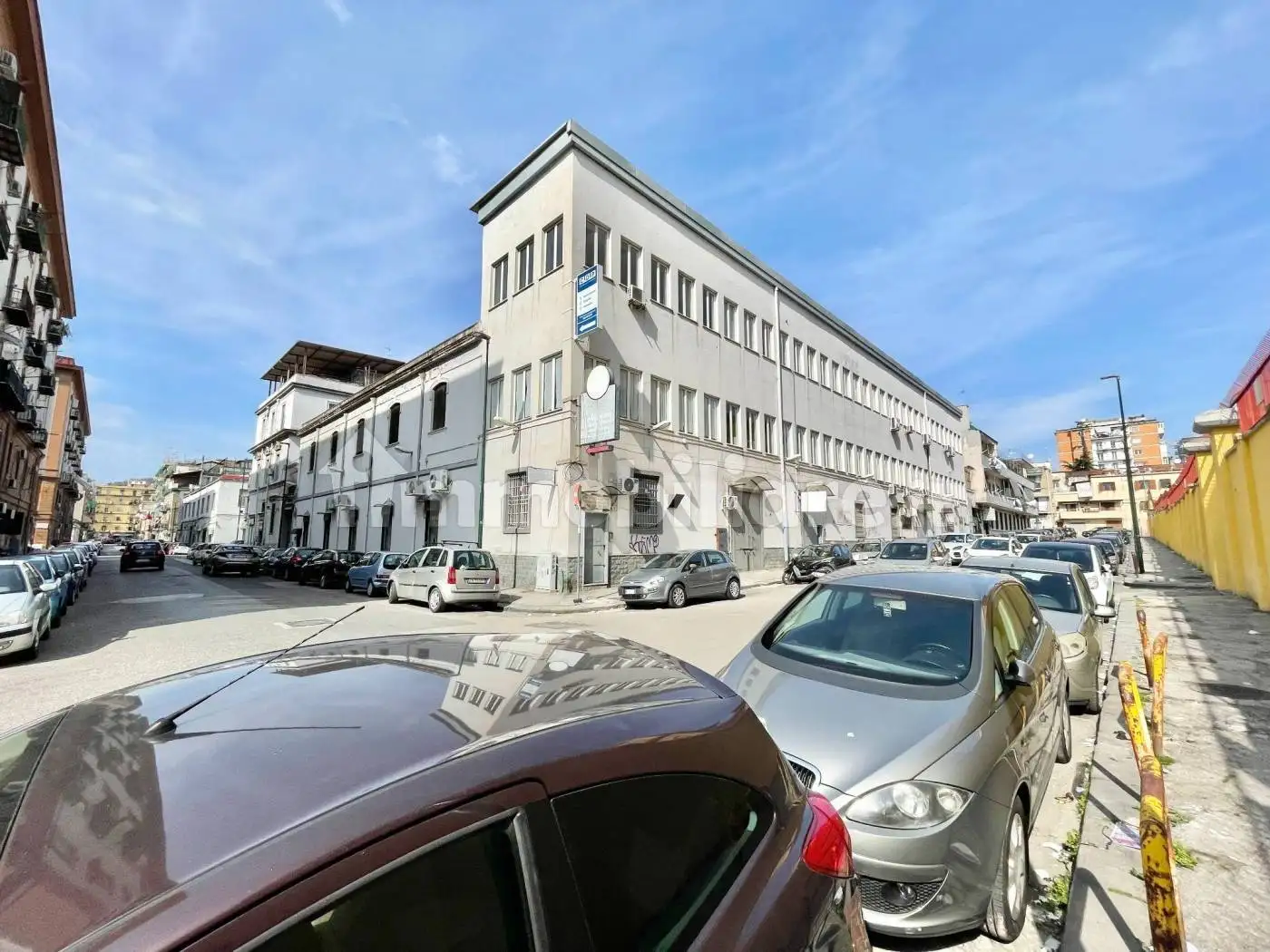 Palazzo - Edificio in vendita a Napoli