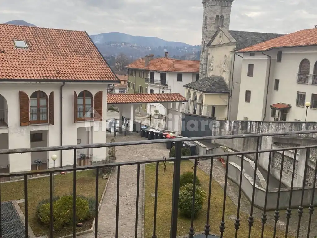 Appartamento in affitto a Pella