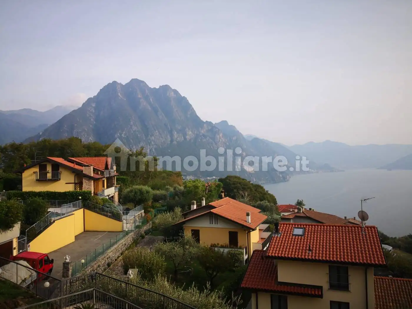 Appartamento in affitto a Riva di Solto