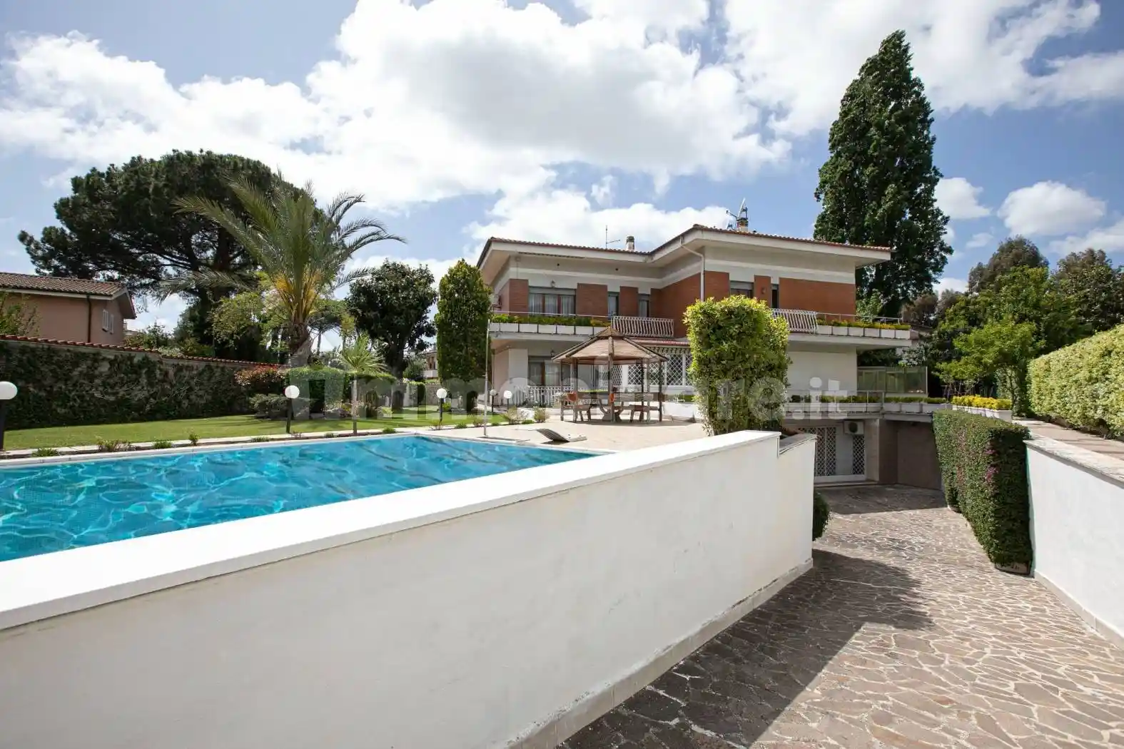 Villa unifamiliare via Amipsia, Casal Palocco, Roma - foto 2