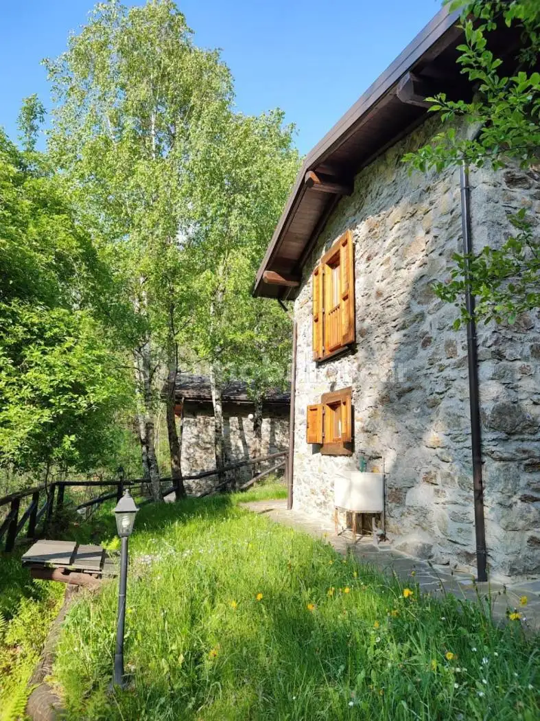 Rustico - Casale in affitto a Malonno