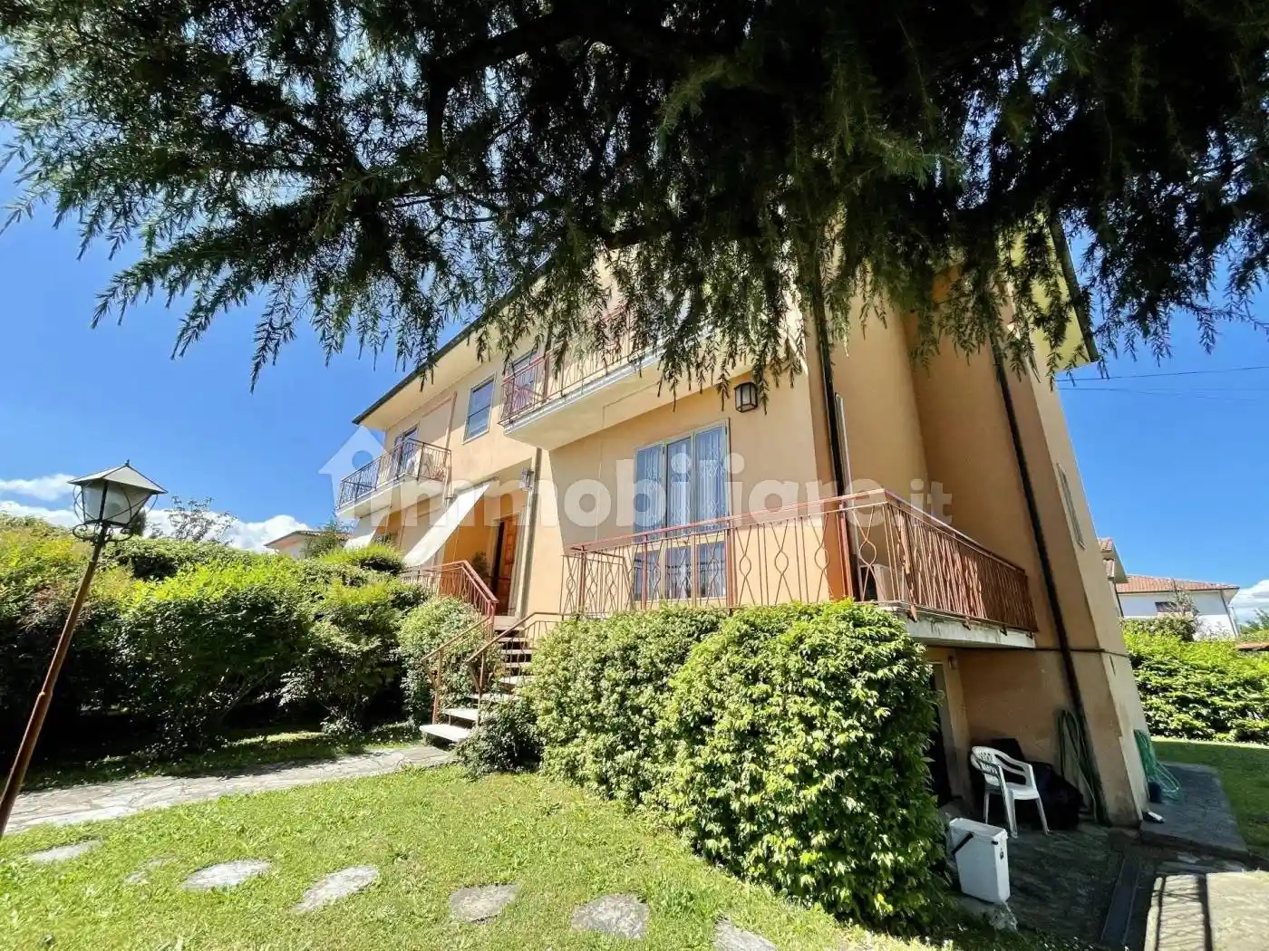 Villa in vendita a Lucca