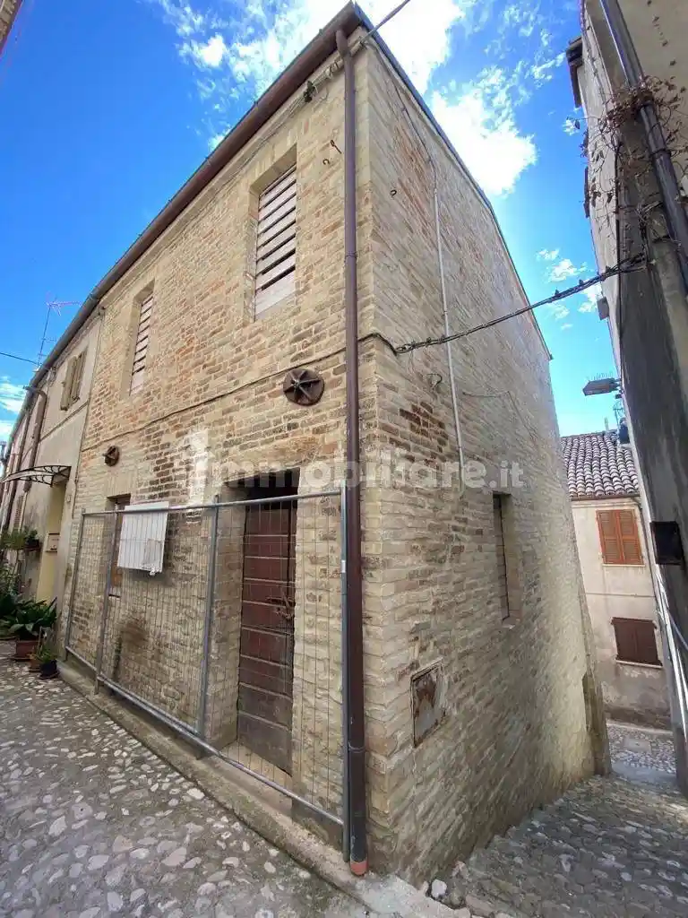 Palazzo - Edificio in vendita a Ripatransone